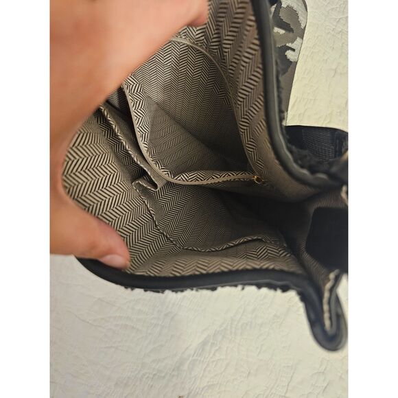 Camo Strap Black Crossbody Bag With Gold Hardware & Adjustable Strap Minimalist - Picture 4 of 8